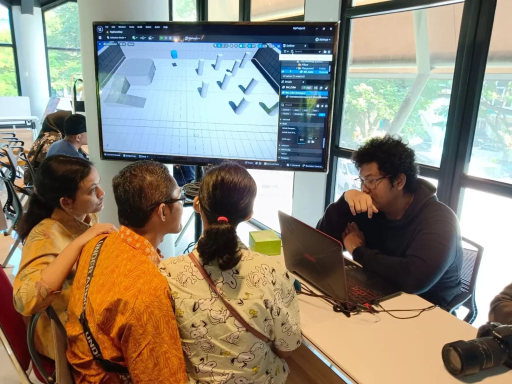 Siswa Flexi School Bintaro mengerjakan proyek game developer